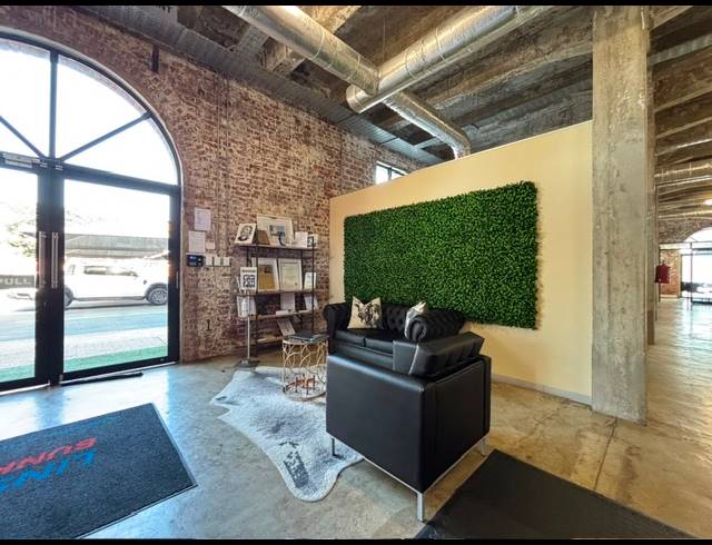 1,508M² OFFICE TO LET IN POINT WATERFRONT